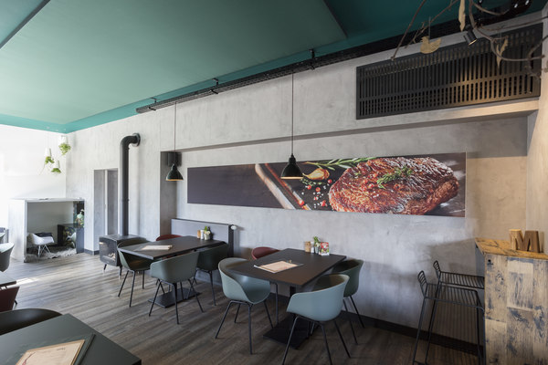 COUSTpanel met print in een restaurant